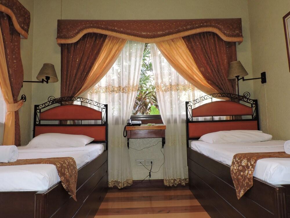 Dao Diamond Hotel & Restaurant Tagbilaran Extérieur photo