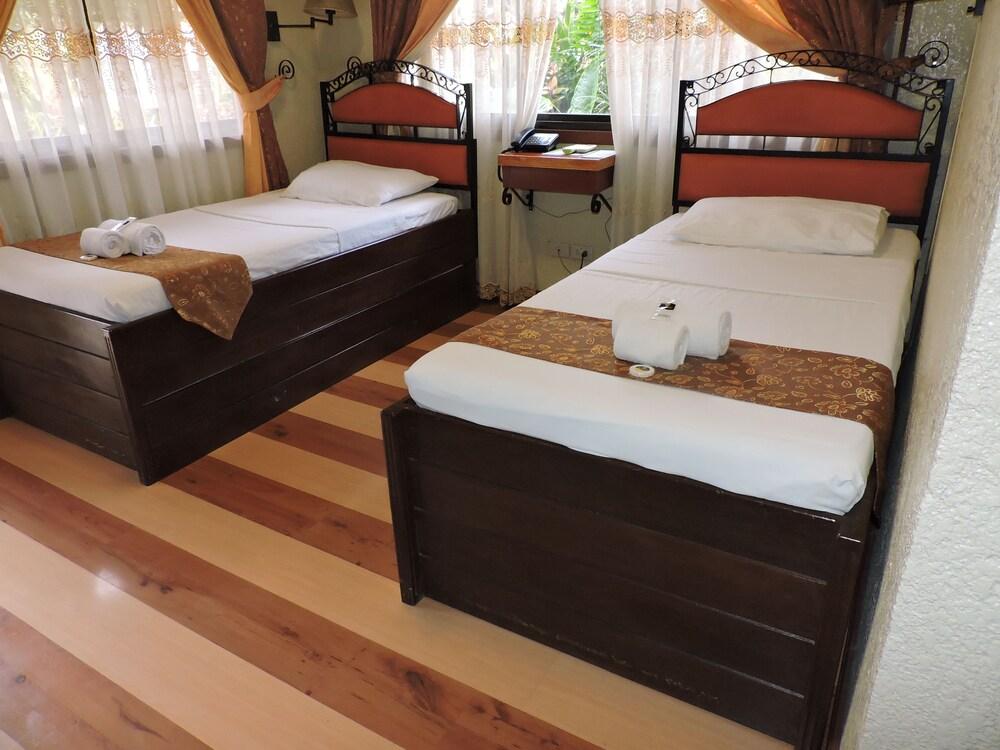 Dao Diamond Hotel & Restaurant Tagbilaran Extérieur photo