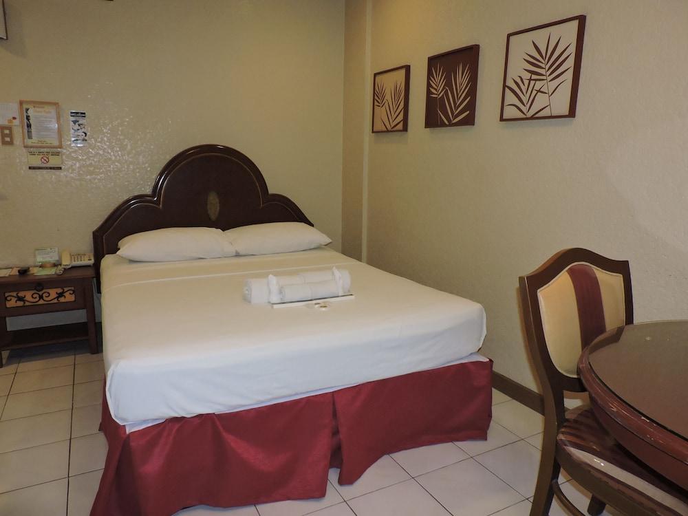 Dao Diamond Hotel & Restaurant Tagbilaran Extérieur photo
